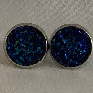 NWOT Blue Druzy Bezel Earrings Silver Plated Stud